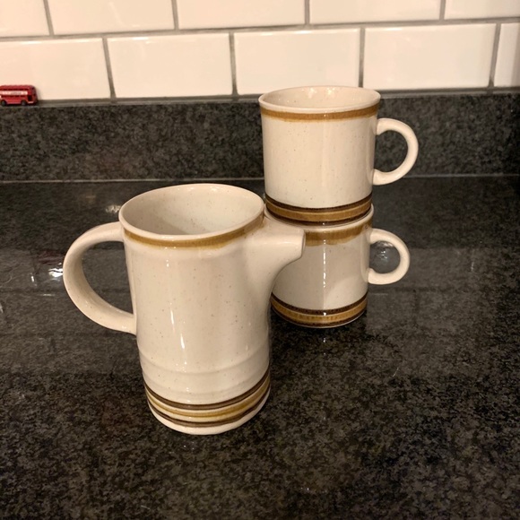 Brendan Erin Stone speckled creamer/mug set - Picture 9 of 11